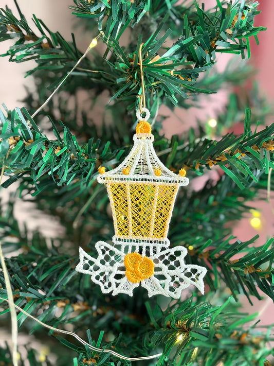 Holiday Edit – Freestanding Lace Ornament “Lantern” (White / Gold / Silver / Colourful)