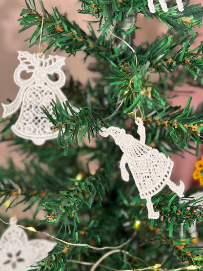 Holiday Edit – Freestanding Lace Ornament “Santa Claus” (White / Gold / Silver / Colourful)
