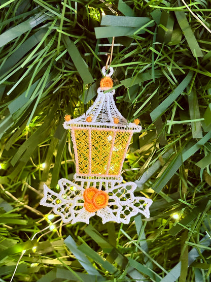Holiday Edit – Freestanding Lace Ornament “Lantern” (White / Gold / Silver / Colourful)