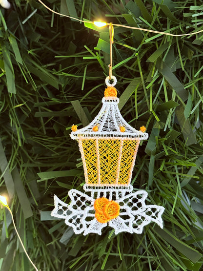 Holiday Edit – Freestanding Lace Ornament “Lantern” (White / Gold / Silver / Colourful)