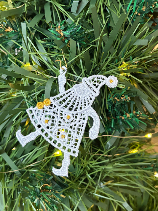 Set of 10 Machine-Embroidered Christmas Ornaments – White & Gold Lace Decorations