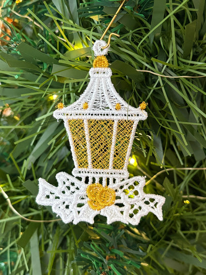 Set of 10 Machine-Embroidered Christmas Ornaments – White & Gold Lace Decorations