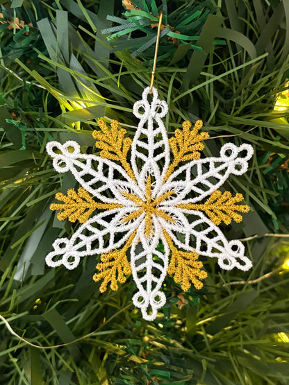 Set of 10 Machine-Embroidered Christmas Ornaments – White & Gold Lace Decorations