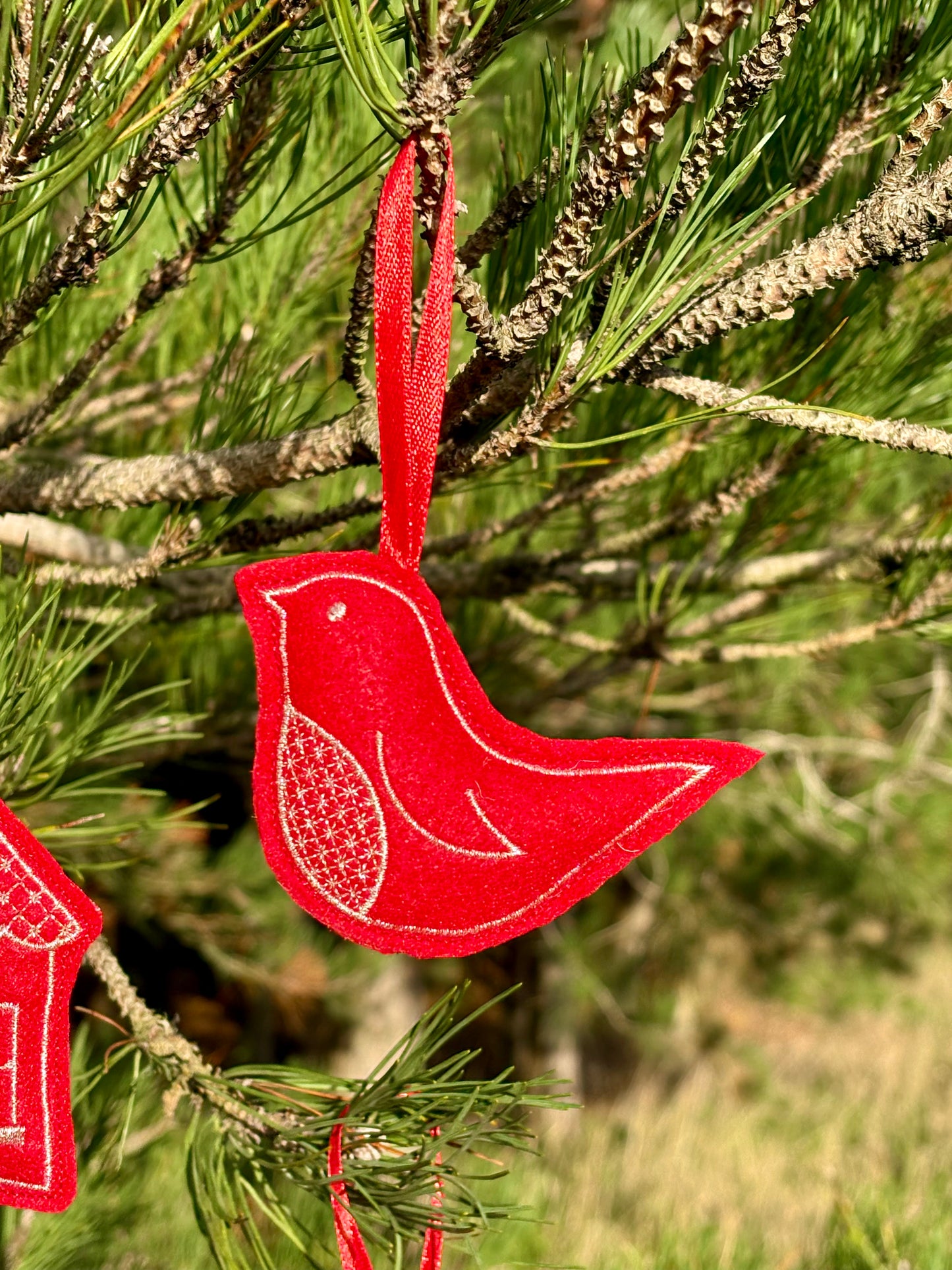 Set of 10 Red Felt Ornaments – Machine-Embroidered in Silver Thread, Filled with Recycled 100% Sheep Wool