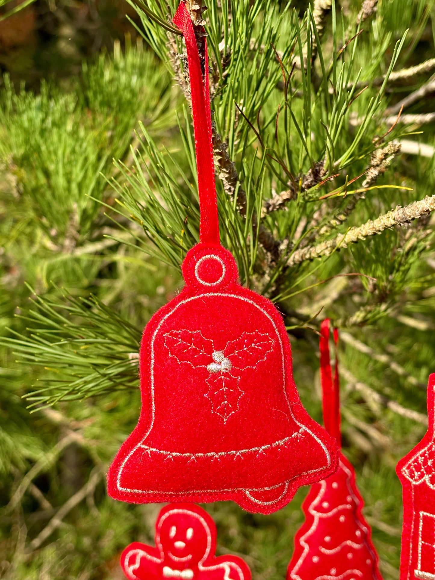 Set of 10 Red Felt Ornaments – Machine-Embroidered in Silver Thread, Filled with Recycled 100% Sheep Wool