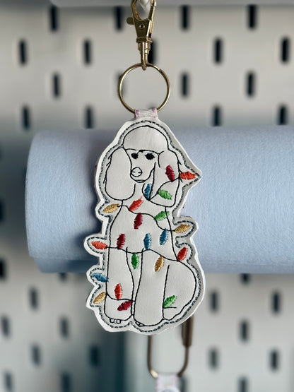 Embroidered Christmas Pet Keychains – Handmade Cats & Dogs Wrapped in Holiday Lights